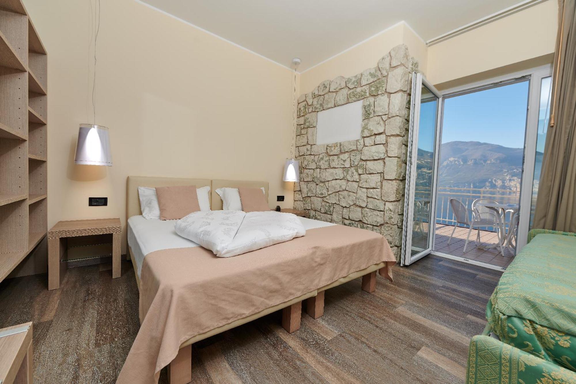 Hotel Eden Brenzone sul Garda Room photo